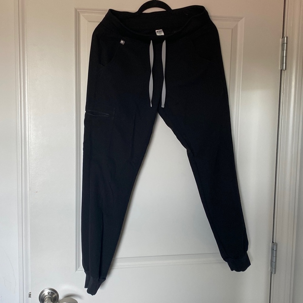 figs joggers